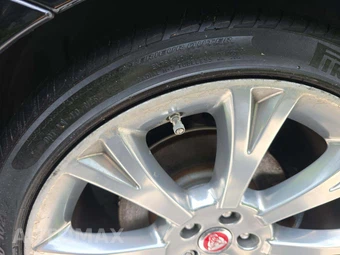 2019 Jaguar XJL Portfolio – miniatura 29