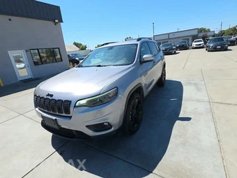 2019 Jeep Cherokee Altitude Edition - car from the USA, Manheim Buy-Now listing at AUTOMAX