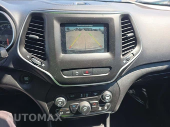 2019 Jeep Cherokee Altitude Edition - miniatura 7