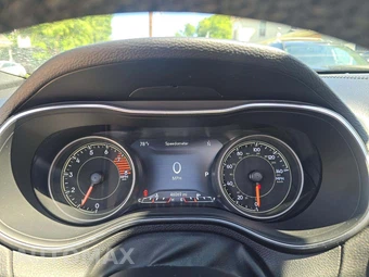 2019 Jeep Cherokee High Altitude Edition - miniatura 6