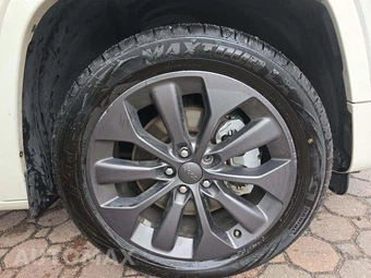 2019 Jeep Cherokee High Altitude Edition - miniatura 26