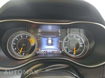 2019 Jeep Cherokee High Altitude Edition - miniatura 9