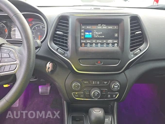 2019 Jeep Cherokee Latitude – miniatura 11