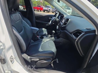 2019 Jeep Cherokee Latitude - miniatura 15