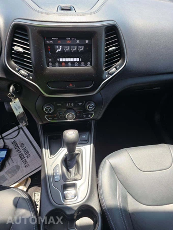 2019 Jeep Cherokee Latitude - miniatura 7