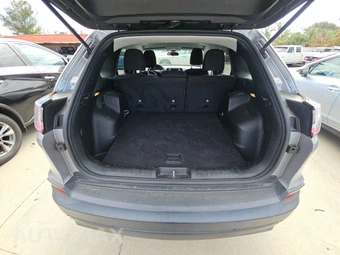 2019 Jeep Cherokee Latitude - miniatura 16