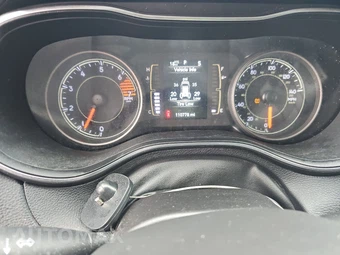 2019 Jeep Cherokee Latitude - miniatura 12