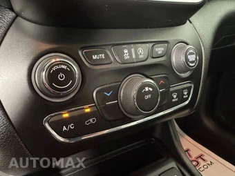 2019 Jeep Cherokee Latitude - miniatura 20