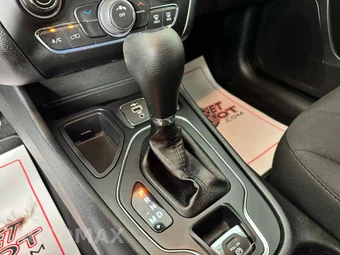 2019 Jeep Cherokee Latitude - miniatura 21