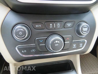 2019 Jeep Cherokee Latitude - miniatura 20