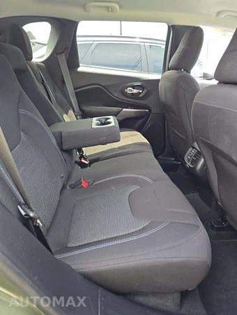 2019 Jeep Cherokee Latitude - miniatura 16