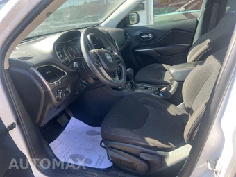 2019 Jeep Cherokee Latitude - miniatura 9