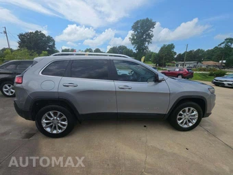 2019 Jeep Cherokee Latitude - miniatura 4