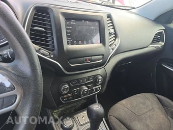 2019 Jeep Cherokee Latitude - miniatura 17