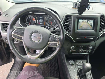 2019 Jeep Cherokee Latitude - miniatura 10