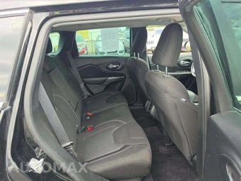 2019 Jeep Cherokee Latitude - miniatura 16