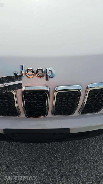 2019 Jeep Cherokee Latitude - miniatura 23