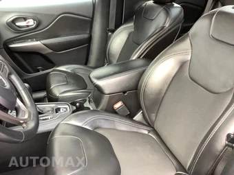 2019 Jeep Cherokee Latitude Plus - miniatura 32