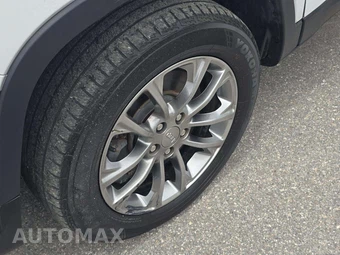 2019 Jeep Cherokee Latitude Plus - miniatura 21
