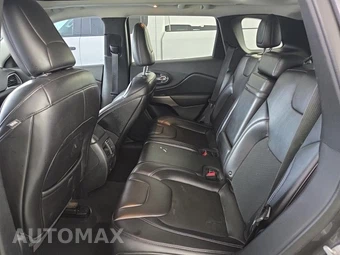 2019 Jeep Cherokee Latitude Plus - miniatura 10