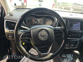 2019 Jeep Cherokee Latitude Plus - miniatura 10