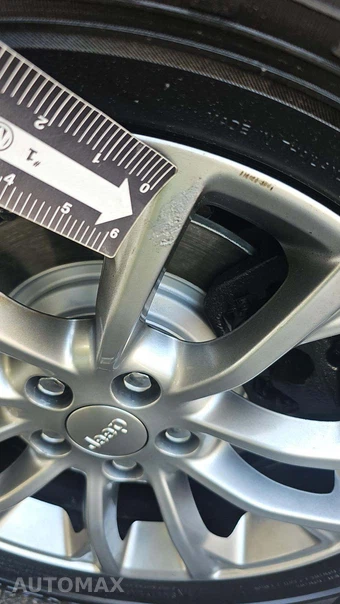 2019 Jeep Cherokee Latitude Plus - miniatura 21