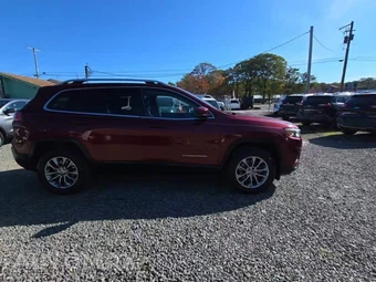 2019 Jeep Cherokee Latitude Plus - miniatura 5