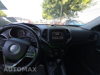 2019 Jeep Cherokee Latitude Plus – miniatura 11