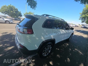 2019 Jeep Cherokee Latitude Plus – miniatura 4