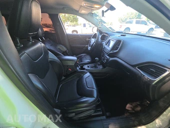 2019 Jeep Cherokee Latitude Plus – miniatura 8