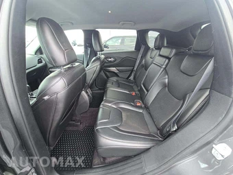 2019 Jeep Cherokee Latitude Plus - miniatura 10