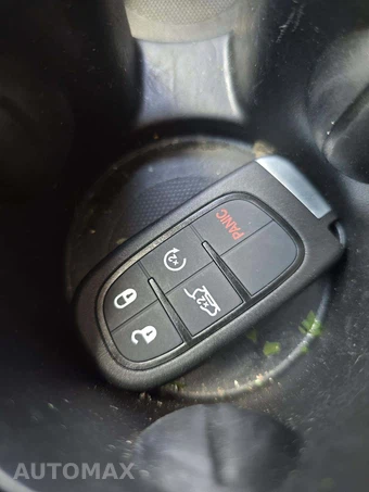 2019 Jeep Cherokee Latitude Plus - miniatura 8