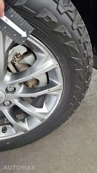 2019 Jeep Cherokee Latitude Plus - miniatura 31