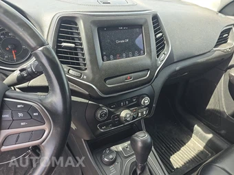 2019 Jeep Cherokee Latitude Plus - miniatura 11