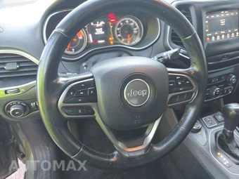 2019 Jeep Cherokee Latitude Plus - miniatura 10