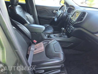 2019 Jeep Cherokee Latitude Plus - miniatura 8