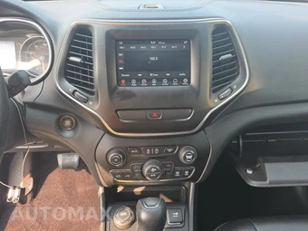 2019 Jeep Cherokee Latitude Plus - miniatura 11