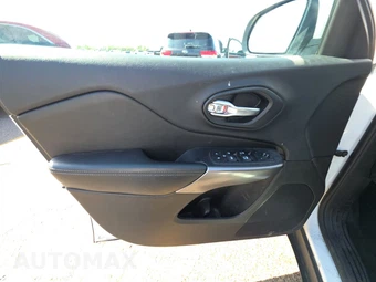 2019 Jeep Cherokee Latitude Plus - miniatura 9