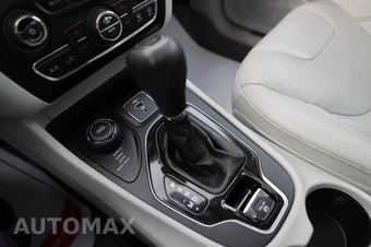 2019 Jeep Cherokee Limited - miniatura 27