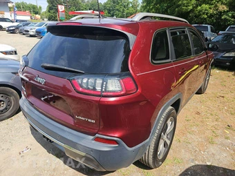 2019 Jeep Cherokee Limited - miniatura 3