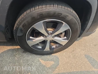 2019 Jeep Cherokee Limited - miniatura 9