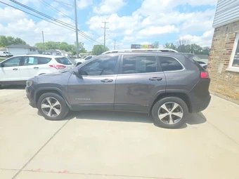 2019 Jeep Cherokee Limited – miniatura 3