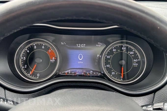 2019 Jeep Cherokee Limited - miniatura 28