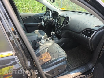2019 Jeep Cherokee Limited - miniatura 8