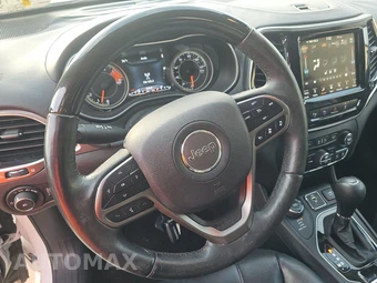 2019 Jeep Cherokee Overland - miniatura 10
