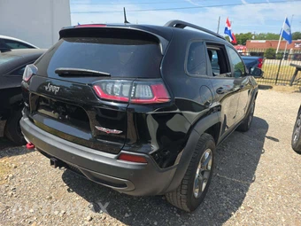 2019 Jeep Cherokee Trailhawk - miniatura 3