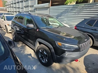 2019 Jeep Cherokee Trailhawk - miniatura 3