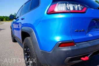 2019 Jeep Cherokee Trailhawk Elite Edition - miniatura 35