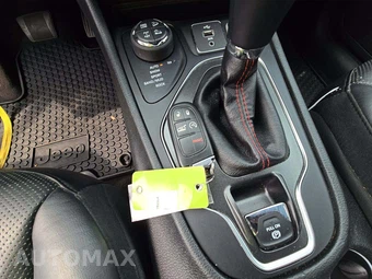 2019 Jeep Cherokee Trailhawk Elite Edition - miniatura 5