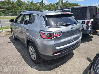 2019 Jeep Compass Latitude - miniatura 2
